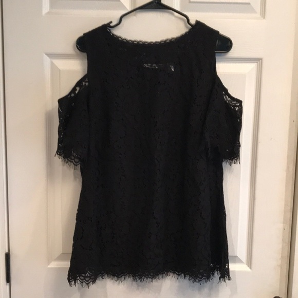 Isaac Mizrahi Live L pullover cold shoulder top - Picture 1 of 6